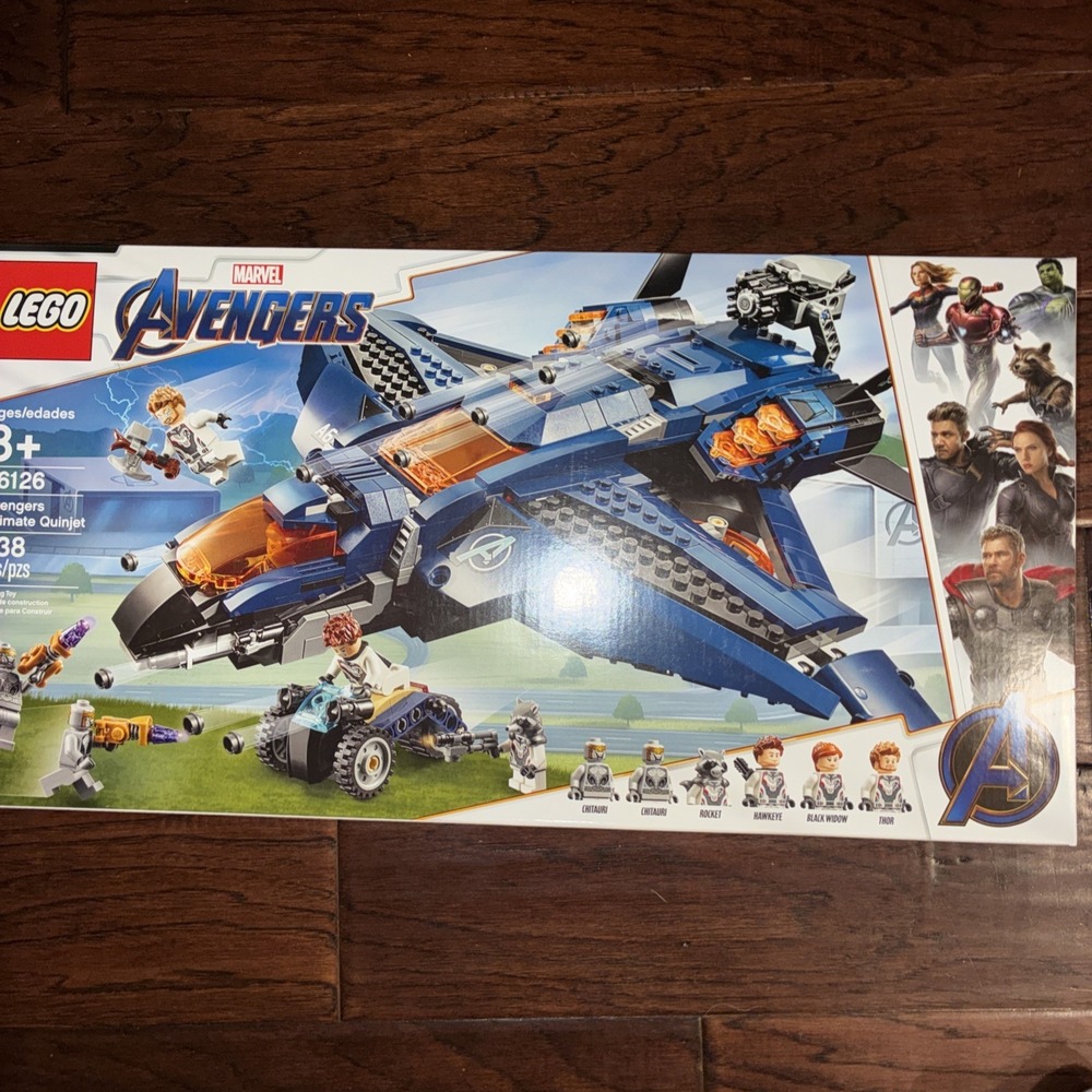 LEGO Marvel Avengers 76126 Avengers Ultimate Quinjet - NEW - SEALED - RETIRED